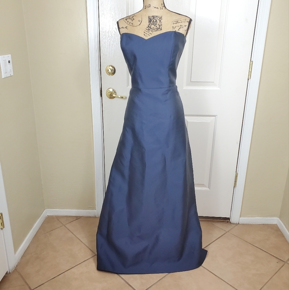 Alfred Dress - Picture 1 of 13